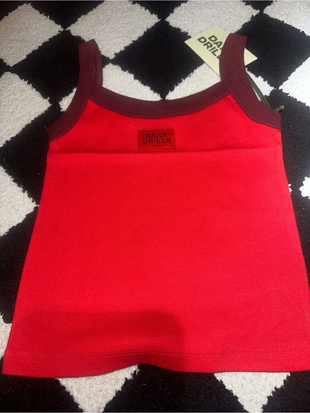 Tank and Thermal Resort Shorts NWT DAILY DRILLS XS/S color heart - Picture 4 of 6